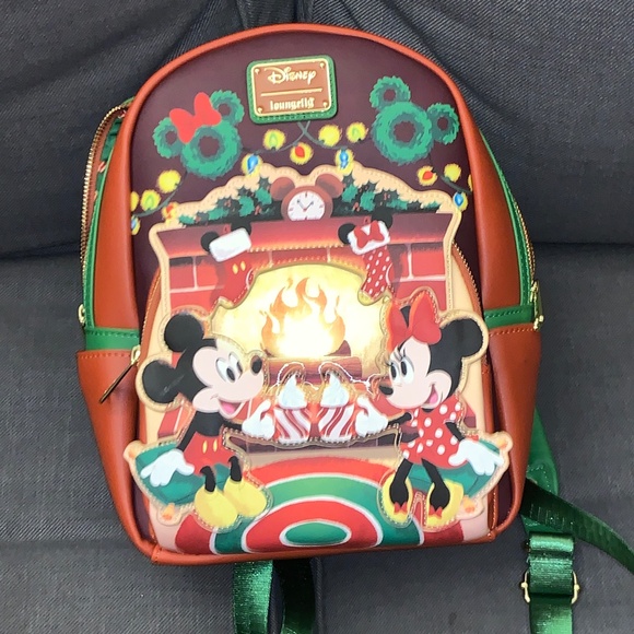 Loungefly 🎄Mickey & Minnie 🎄 Hot Cocoa Fireplace Backpack & Wallet Set - Picture 1 of 15